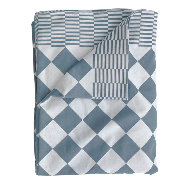 traditional dutch table cloth in blue