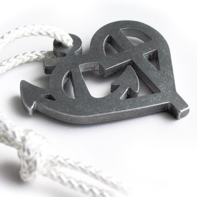 faith love hope pendant with rope
