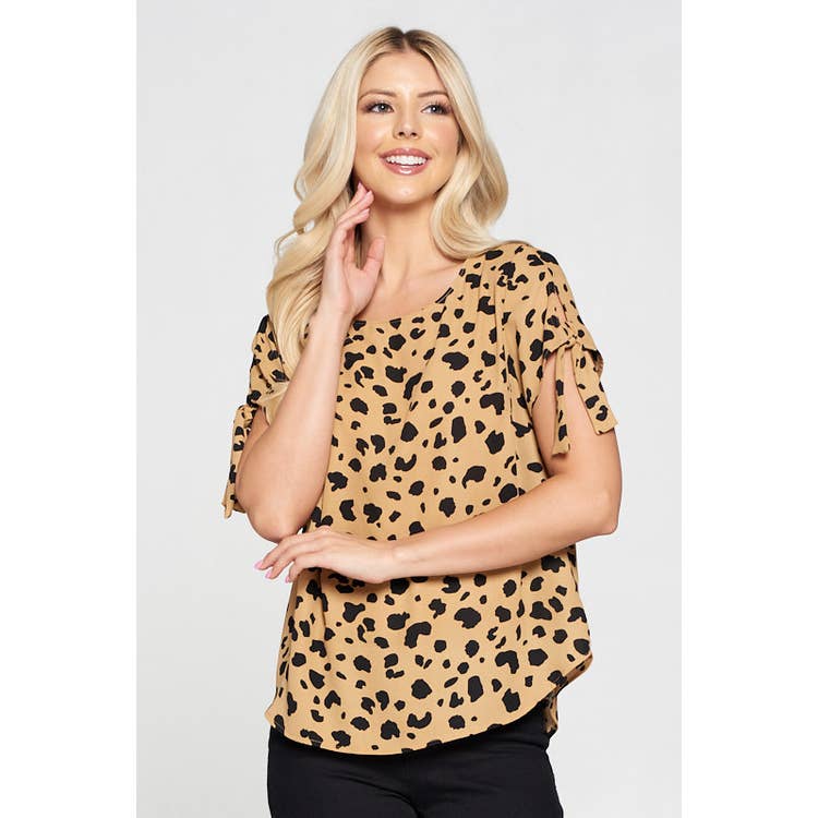 Cheetah short sleeve top